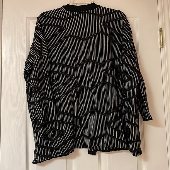 Josie Natori Oversized Sweater - Picture 3 of 4